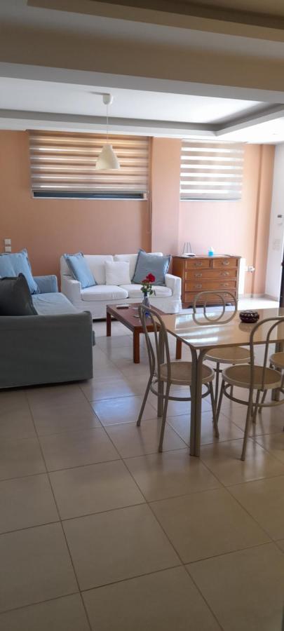 Lena'S Fresh Studio Near The Airport With Seaview Loútsa Exterior foto